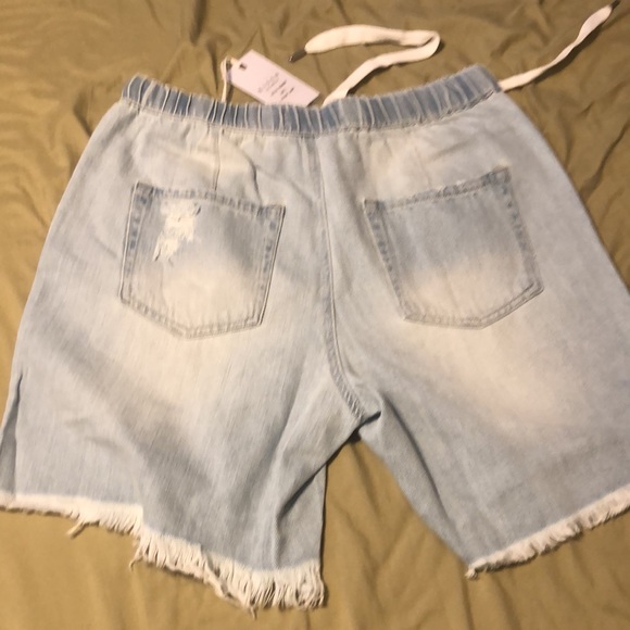 Risen nwt pull on board shorts large - Picture 4 of 4